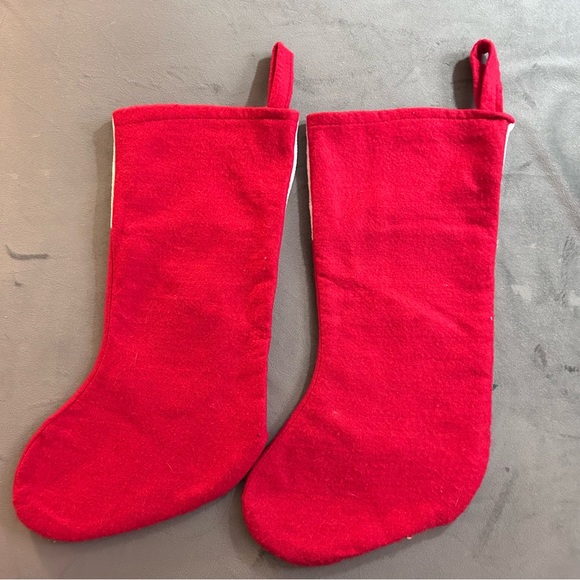 A pair of Christmas hanging stockings (snowflake, poinsettia) - Picture 2 of 9